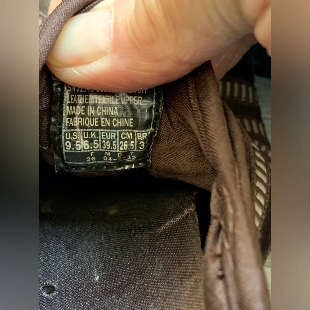 Skechers Womens Brown Suede & Leather-Trim Slip-On Sneakers - Picture 6 of 8